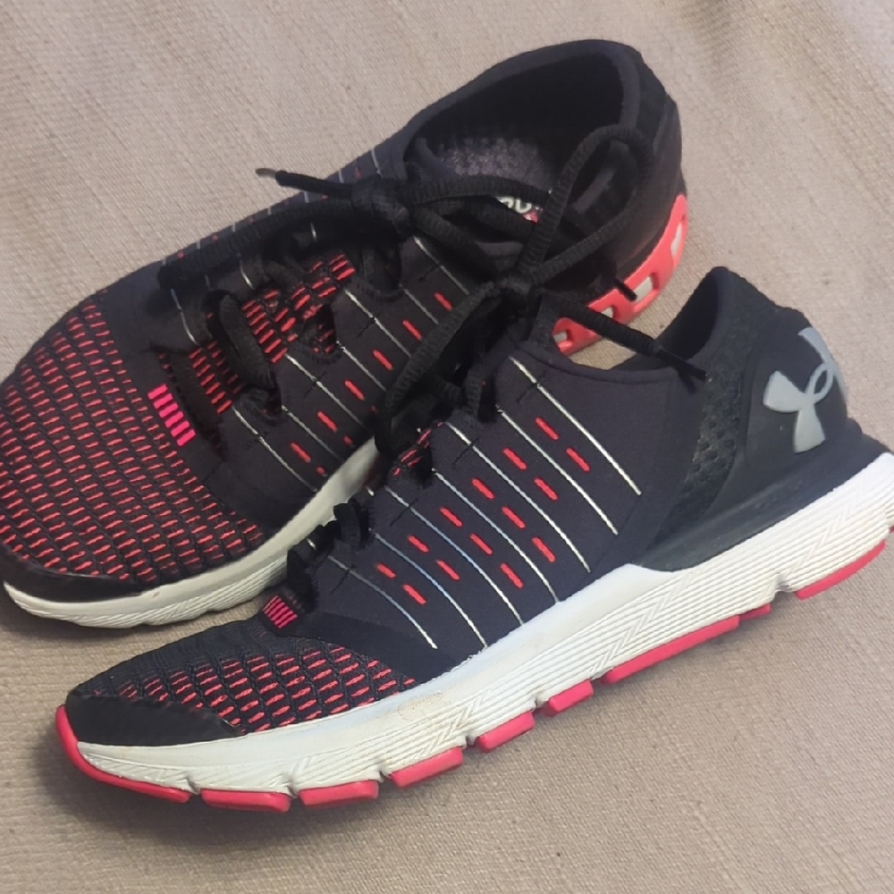 Under Armour Black and Pink Running Shoes